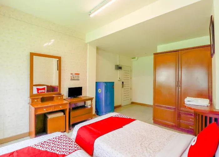 Oyo 583 Sweethome 2*